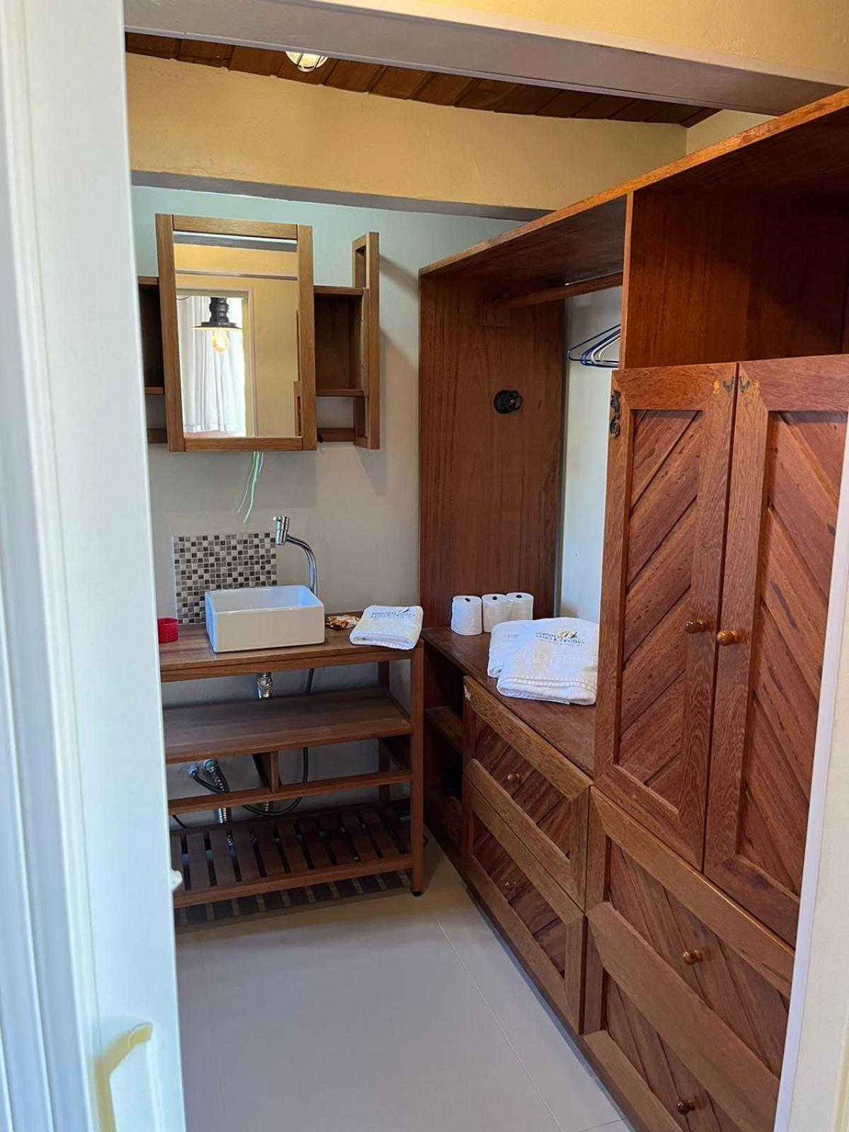 Studio with Sea View,1532660563:JPEG