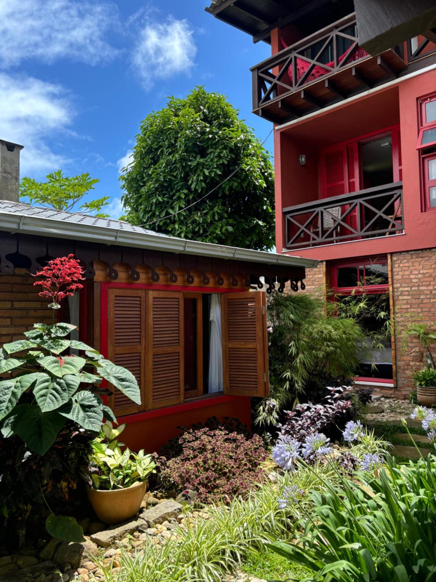 Standard Double or Twin Room Garden View